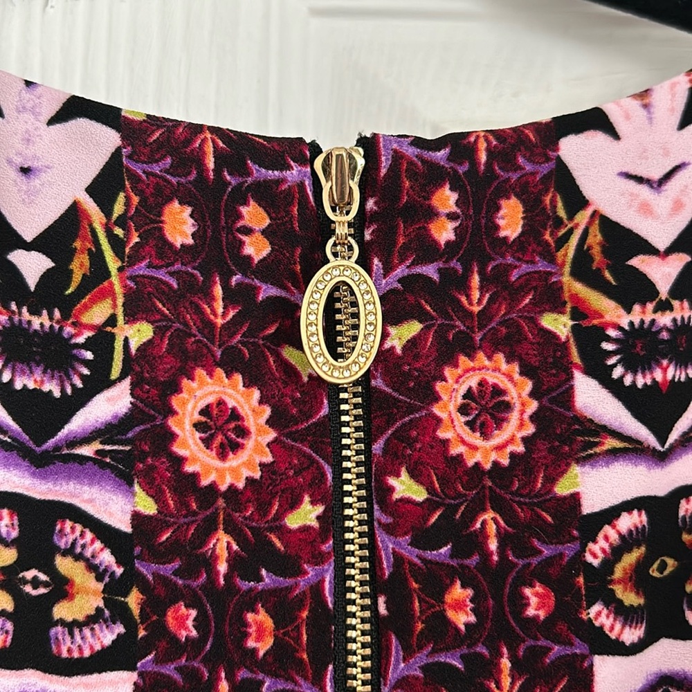 Springtime professional dress - Picture 4 of 5